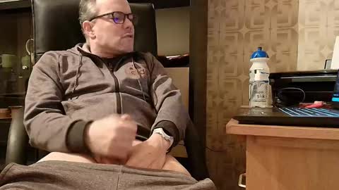 Snapshot of asterion51 chatting on 01.09.26 asterion51 online show from 01.09.26