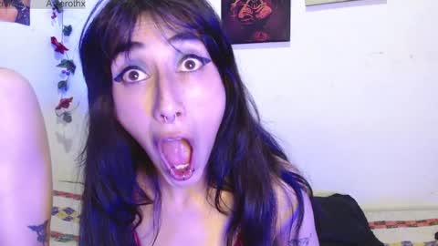 Asterothxznikki online show from 02.05.25