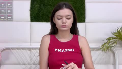 Snapshot of asterquinn chatting on 02.04.26 Aster Quinn online show from 02.04.26