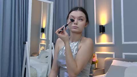 Snapshot of asterquinn chatting on 02.05.26 Aster Quinn online show from 02.05.26