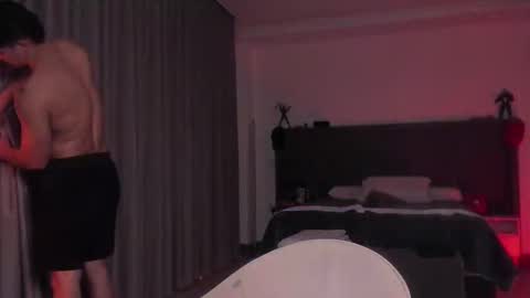 Snapshot of astonhills chatting on 09.16.25 astonhills online show from 09.16.25