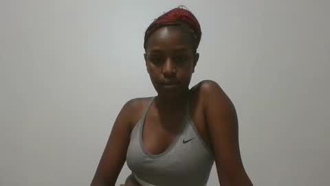 Snapshot of astra_love254 chatting on 11.05.25 astra_love254 online show from 11.05.25