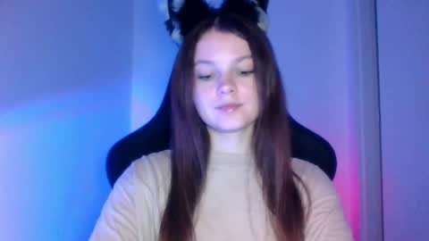 Snapshot of astradream_ chatting on 10.09.25 astradream_ online show from 10.09.25