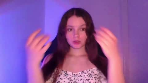 Snapshot of astradream_ chatting on 10.11.25 astradream_ online show from 10.11.25