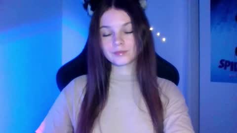 Snapshot of astradream_ chatting on 12.15.25 astradream_ online show from 12.15.25