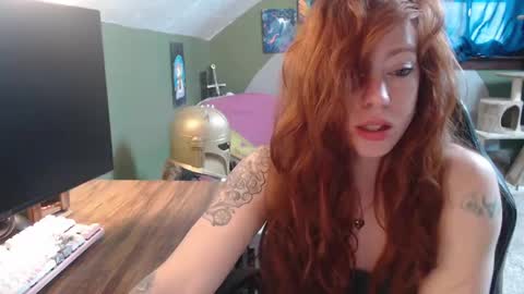 AstraeaSiren online show from 02.21.25