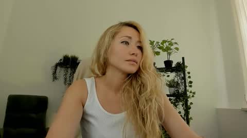 astramonroe online show from 03.27.26