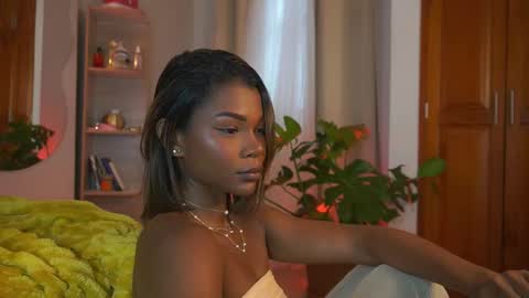 Astrea online show from 01.12.26