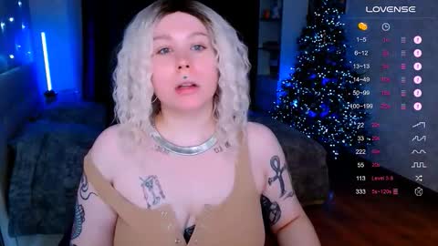 Snapshot of astrea_sensual chatting on 12.17.25 Astrea or just Asti NUDE SHOW ONLY IN PREMIUM PVT online show from 12.17.25