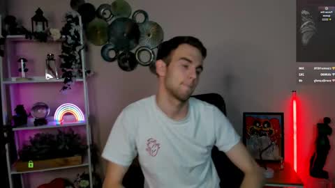 Snapshot of astren_villo chatting on 04.28.26 astren online show from 04.28.26