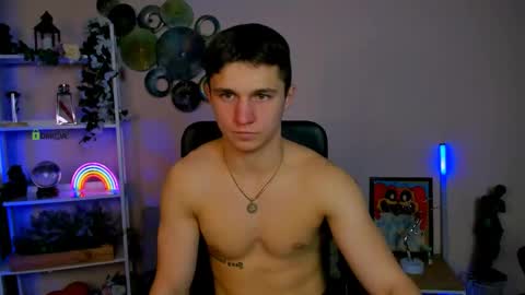 Snapshot of astren_villo chatting on 04.30.26 astren online show from 04.30.26