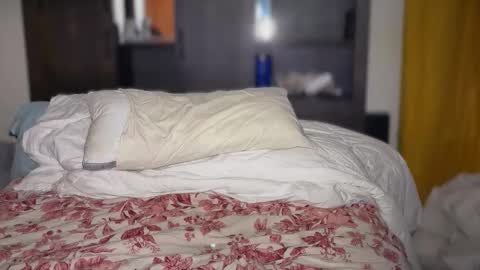 astro_n_tatiana online show from 12.15.25