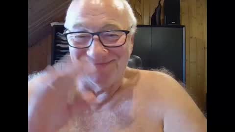 asusandy online show from 10.04.25