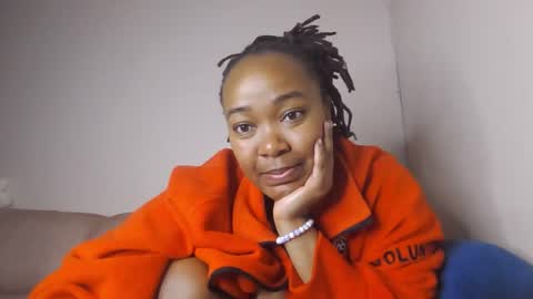 Snapshot of atara_seren chatting on 05.26.26 atara_seren online show from 05.26.26