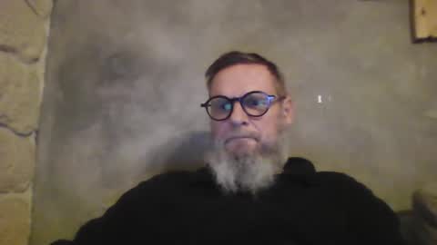 Snapshot of atatanka chatting on 01.04.25 atatanka online show from 01.04.25