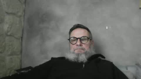 Snapshot of atatanka chatting on 01.08.25 atatanka online show from 01.08.25