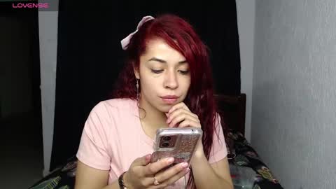 Snapshot of atena_messy chatting on 01.05.25 atena messy online show from 01.05.25