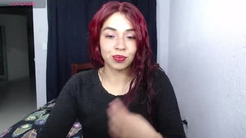 Snapshot of atena_messy chatting on 01.07.25 atena messy online show from 01.07.25