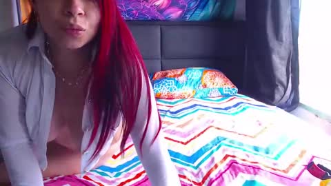 Snapshot of atena_messy chatting on 09.16.25 atena messy online show from 09.16.25