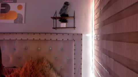 Snapshot of atenea_klett_ chatting on 07.25.26 ATENEA online show from 07.25.26