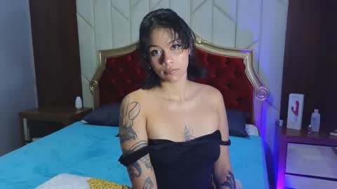 Athenea sky  online show from 10.23.25
