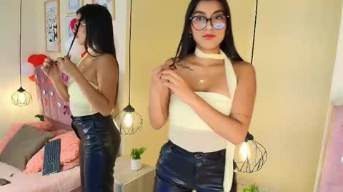 Snapshot of ateneaaa_ chatting on 02.18.26 ateneaaa_ online show from 02.18.26