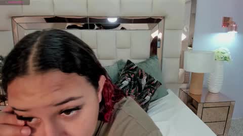 Atennea Diiossa online show from 12.19.25