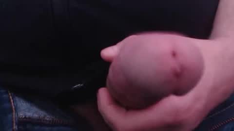 Snapshot of ateuout chatting on 10.15.25 ateuout online show from 10.15.25