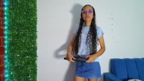 Snapshot of athenea_03 chatting on 04.04.26 Athenea online show from 04.04.26