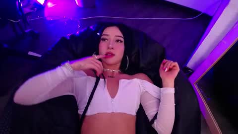 athenea_foxy online show from 10.21.25