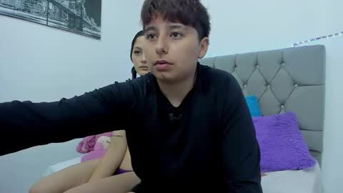 athenea_zuleinys online show from 12.05.25