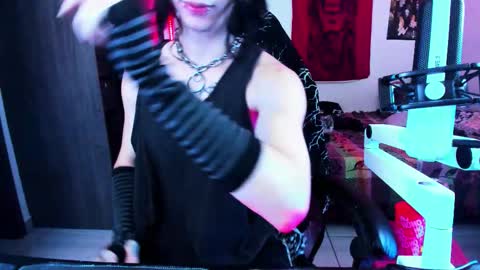 athenauwu online show from 11.17.25