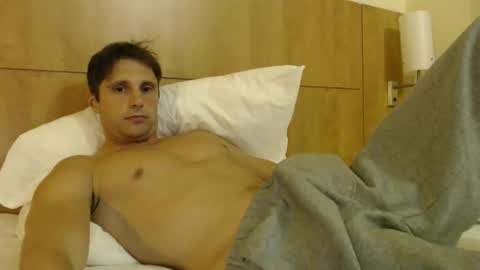 Snapshot of athleteguy55555 chatting on 06.03.26 tommycb55555 online show from 06.03.26