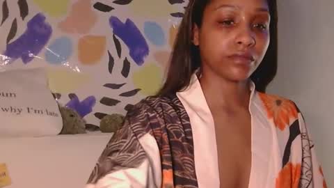 AtirahCali online show from 04.12.26