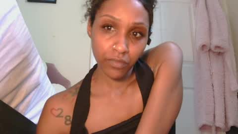 Snapshot of atirahcali chatting on 06.15.26 AtirahCali online show from 06.15.26
