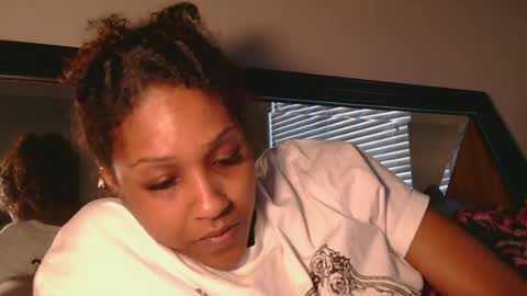 Snapshot of atirahcali chatting on 07.18.26 AtirahCali online show from 07.18.26