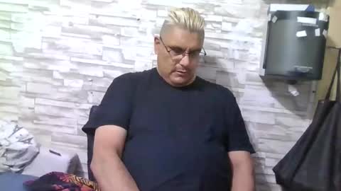 A online show from 02.01.26