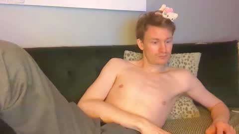 Max Powers online show from 12.25.24