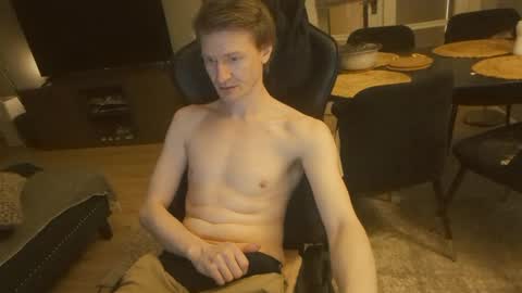 Max Powers online show from 02.07.25