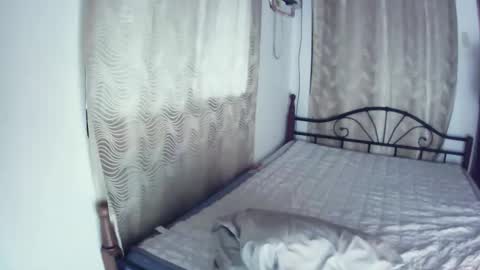 Snapshot of aubrey_xx chatting on 11.08.25 aubrey_xx online show from 11.08.25