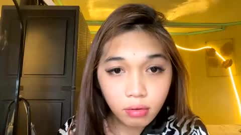 audre675219 online show from 11.17.25