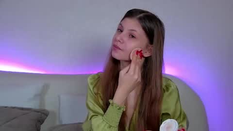 Audrey online show from 03.07.25