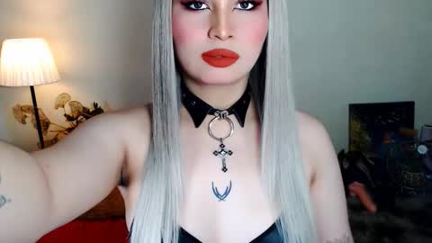 Audrey online show from 02.05.26