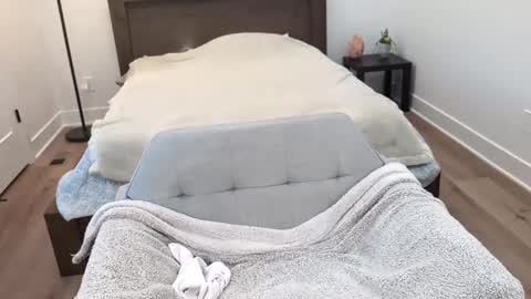 Miss Audrey online show from 01.20.25