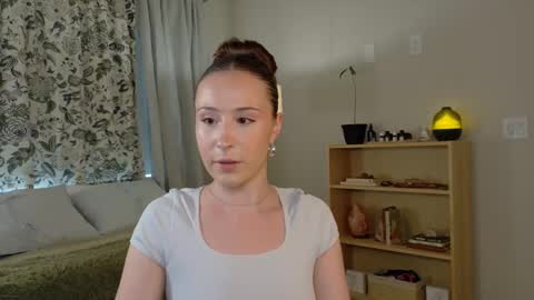 Miss Audrey online show from 09.23.25