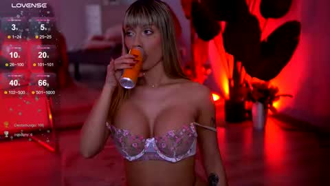 Snapshot of audreyzanne chatting on 03.08.25 Isabella online show from 03.08.25