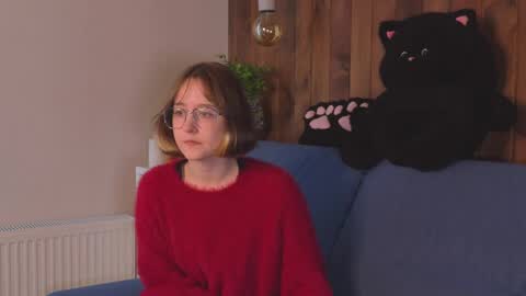 Snapshot of aundreagurski chatting on 05.22.26 Sofia online show from 05.22.26