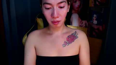 Miss awra online show from 10.25.25