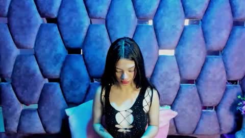 aurora online show from 12.04.25