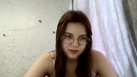 Snapshot of aurora_breeze chatting on 04.28.26 Kiara Xanthe online show from 04.28.26
